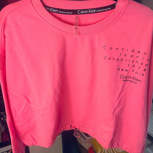 #50 - Calvin Klein Performance Pink Women’s Fleece Sweatshirt. Brand New With … - Picture 3 of 11